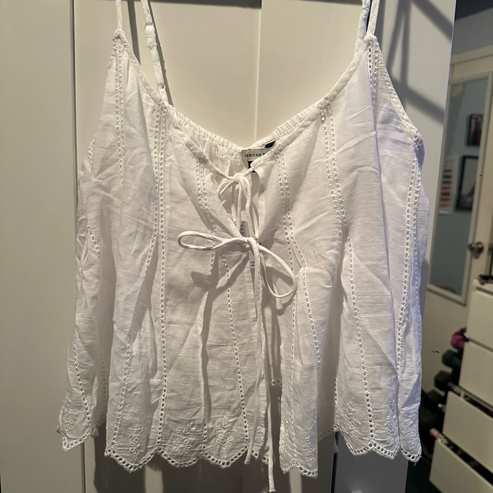 NWT American Eagle White Lace Trim Women's Top size Medium